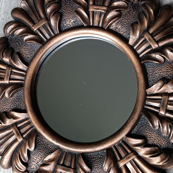 Vintage style antique round mirror - Picture 2 of 11